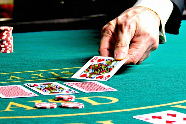 Người chia bài Blackjack trực tuyến i9bet